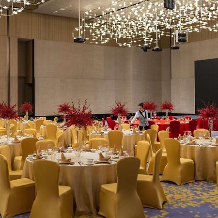 Hotel Hilton Shenzhen World Exhibition & Convention Center - Only 5 Minutes' Walk To Wecc Exterior foto