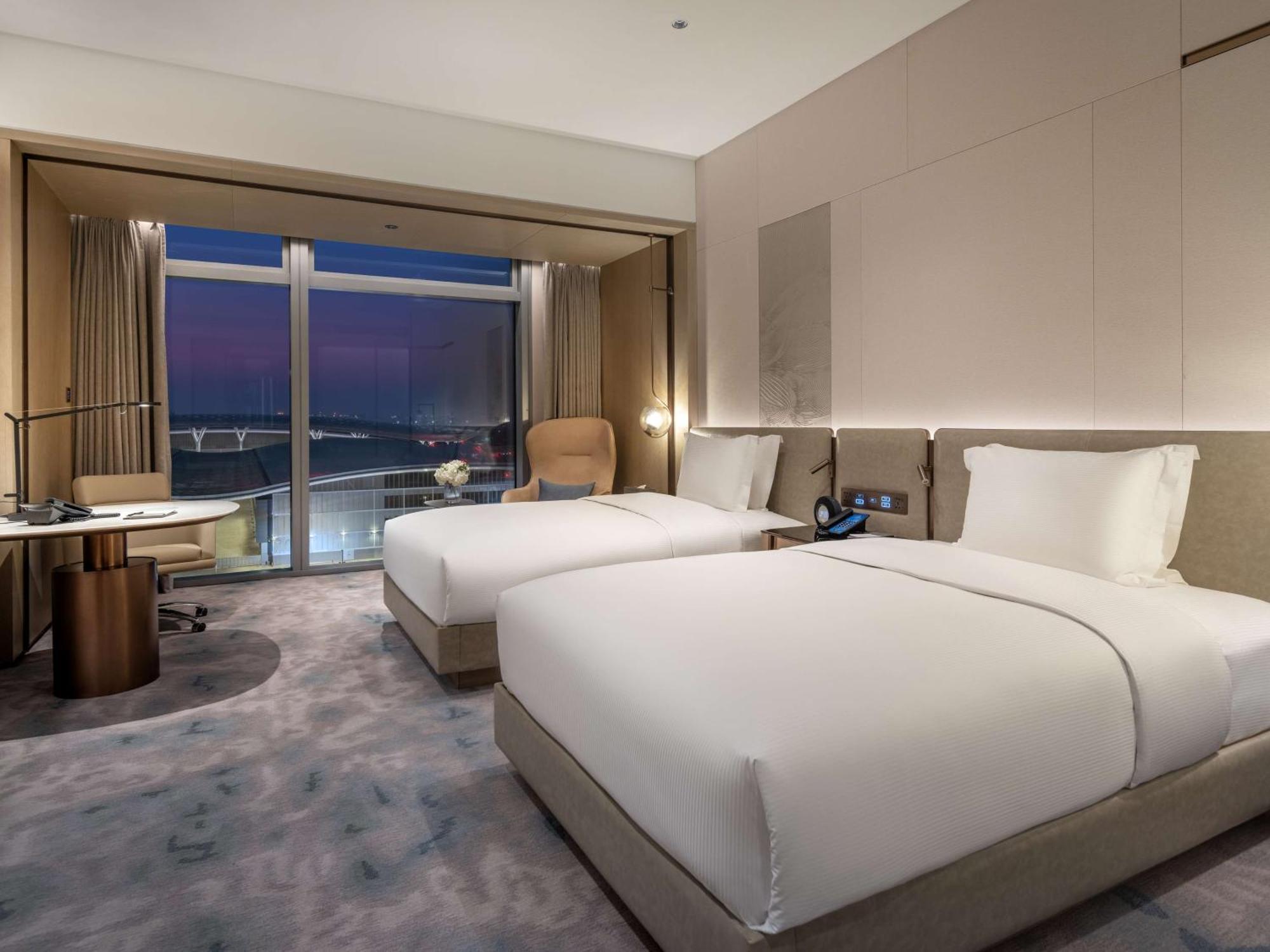 Hotel Hilton Shenzhen World Exhibition & Convention Center - Only 5 Minutes' Walk To Wecc Exterior foto