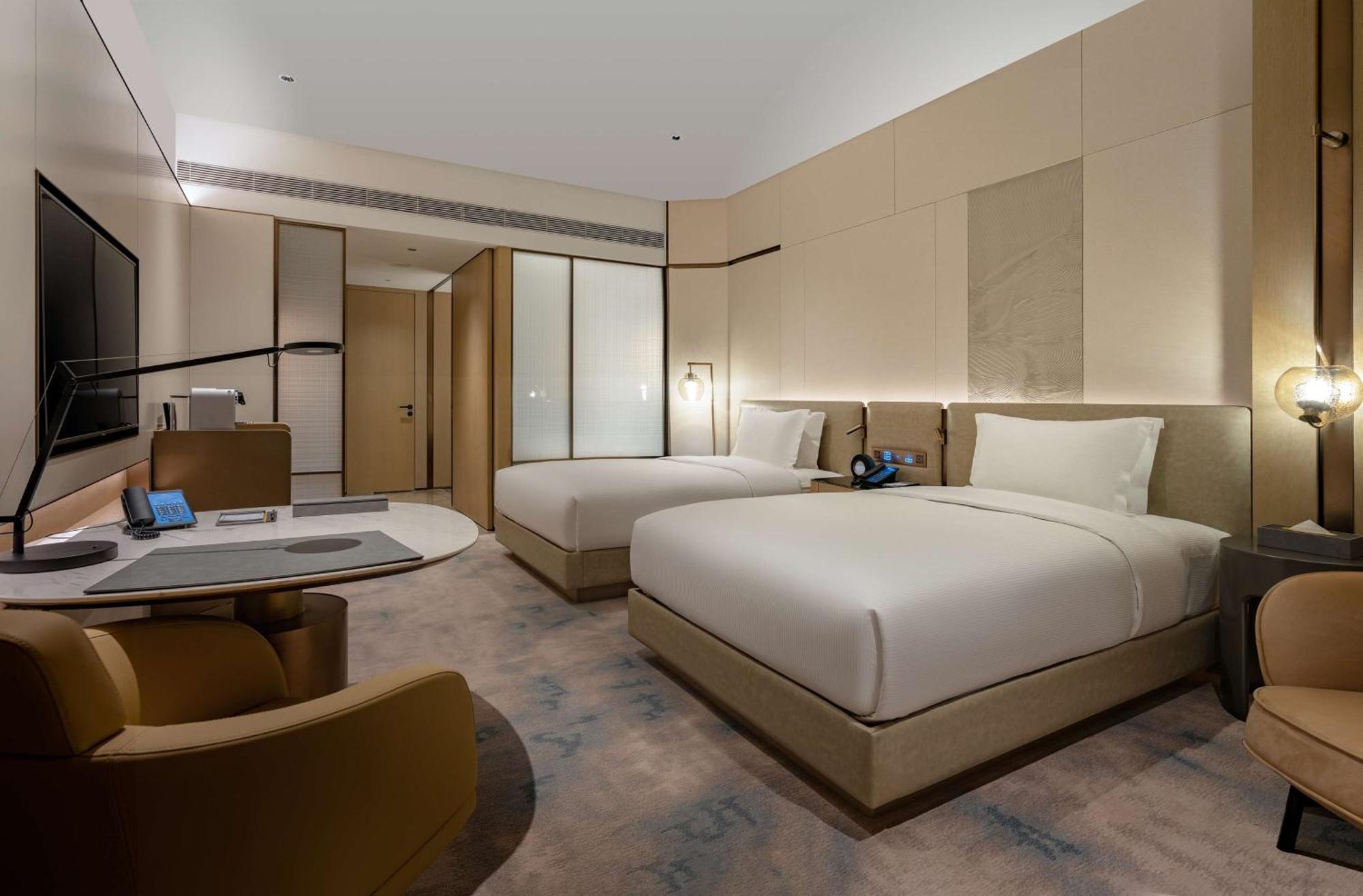 Hotel Hilton Shenzhen World Exhibition & Convention Center - Only 5 Minutes' Walk To Wecc Exterior foto