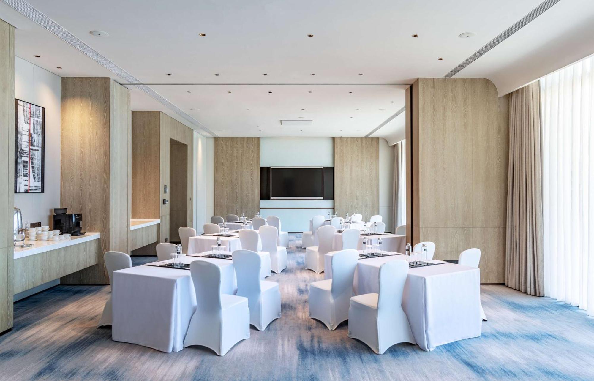 Hotel Hilton Shenzhen World Exhibition & Convention Center - Only 5 Minutes' Walk To Wecc Exterior foto
