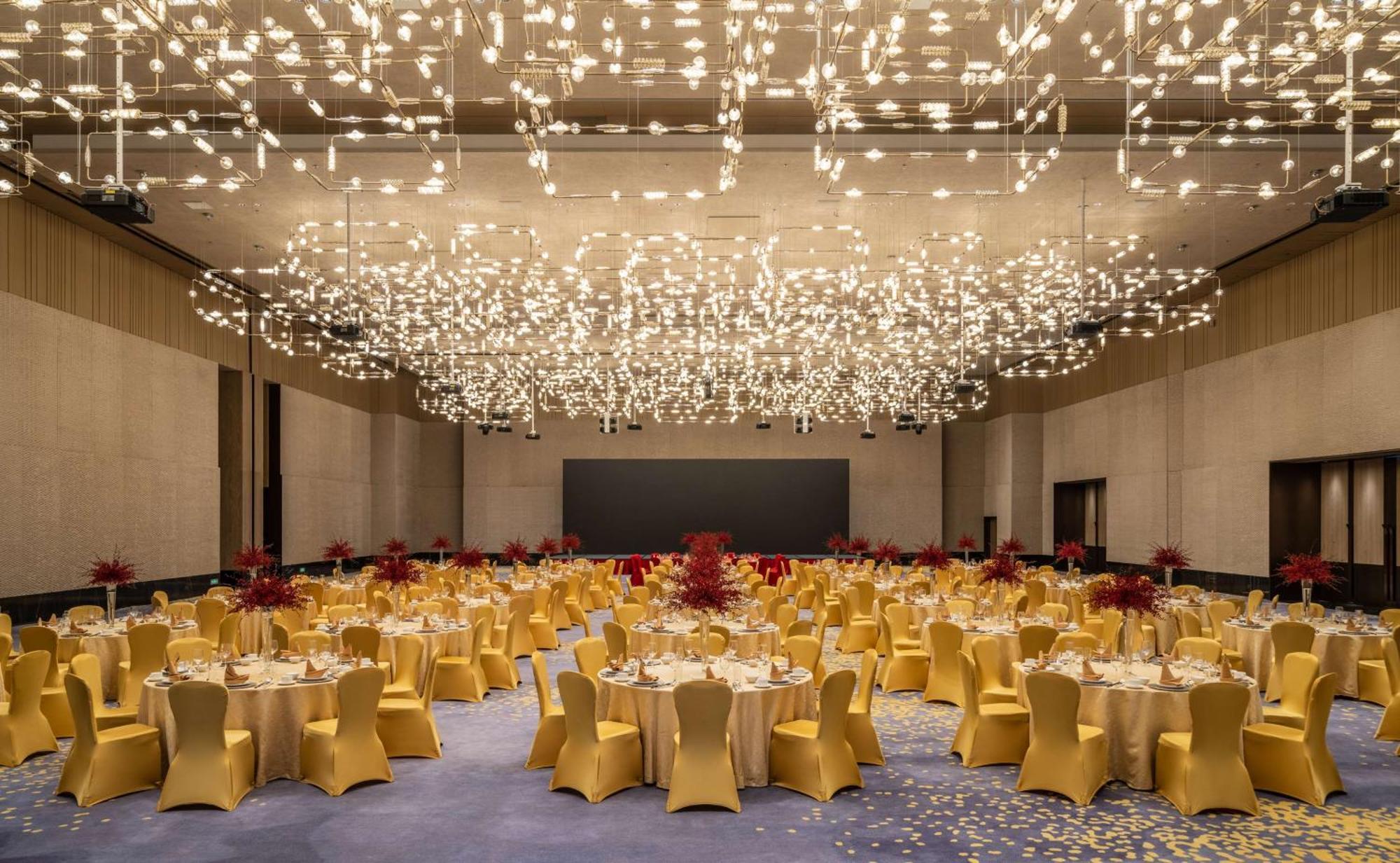 Hotel Hilton Shenzhen World Exhibition & Convention Center - Only 5 Minutes' Walk To Wecc Exterior foto