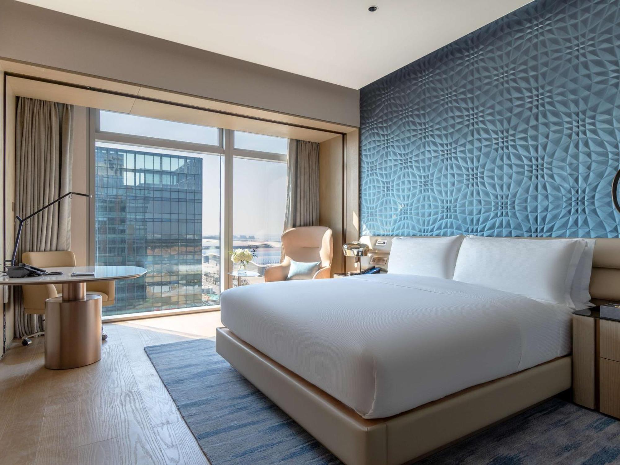 Hotel Hilton Shenzhen World Exhibition & Convention Center - Only 5 Minutes' Walk To Wecc Exterior foto